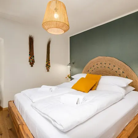 In2therooms Giulia Punat